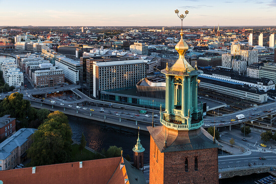 Stockholmer Stadtbild mit Stockholmer Rathaus, Schweden