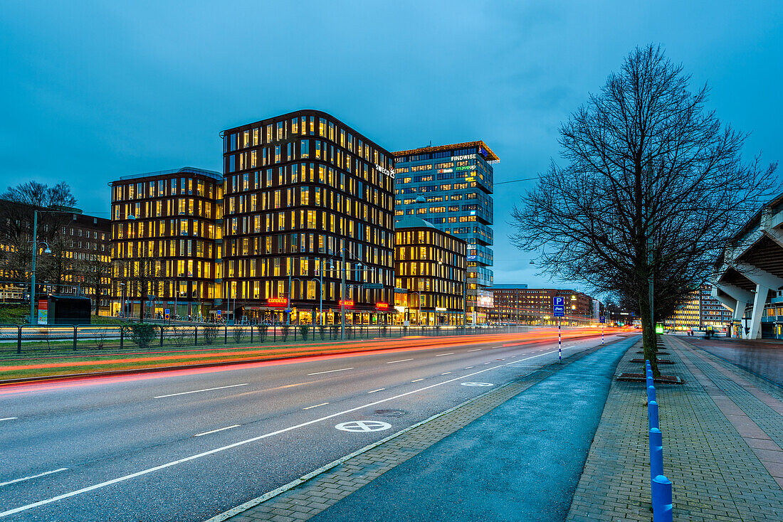 Traffic light trails