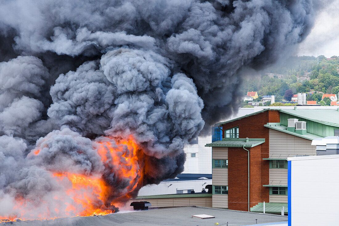 Gebäude im Feuer