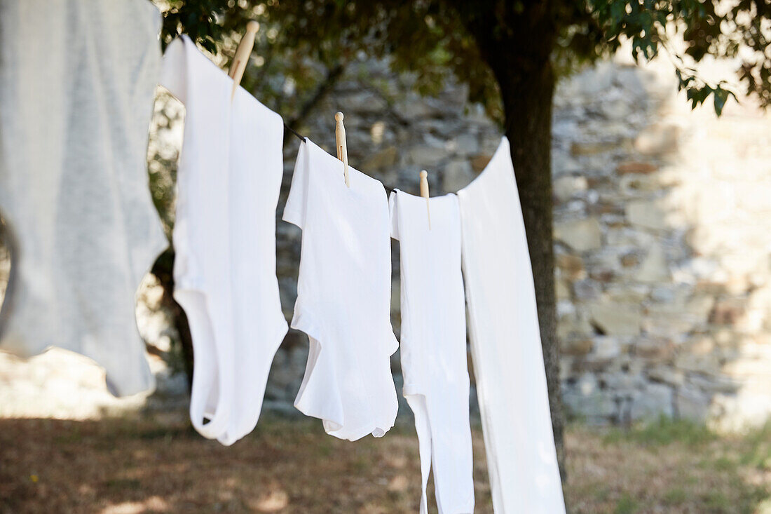 Drying laundry outside