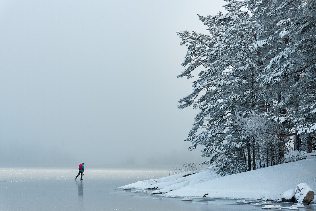 Long distance skating