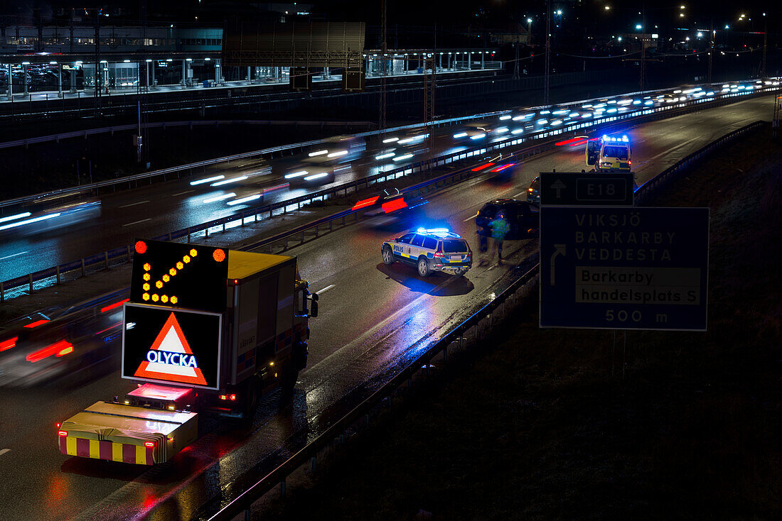 Verkehrsunfall bei Nacht