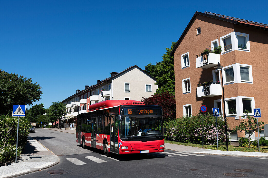 Bus auf Straße