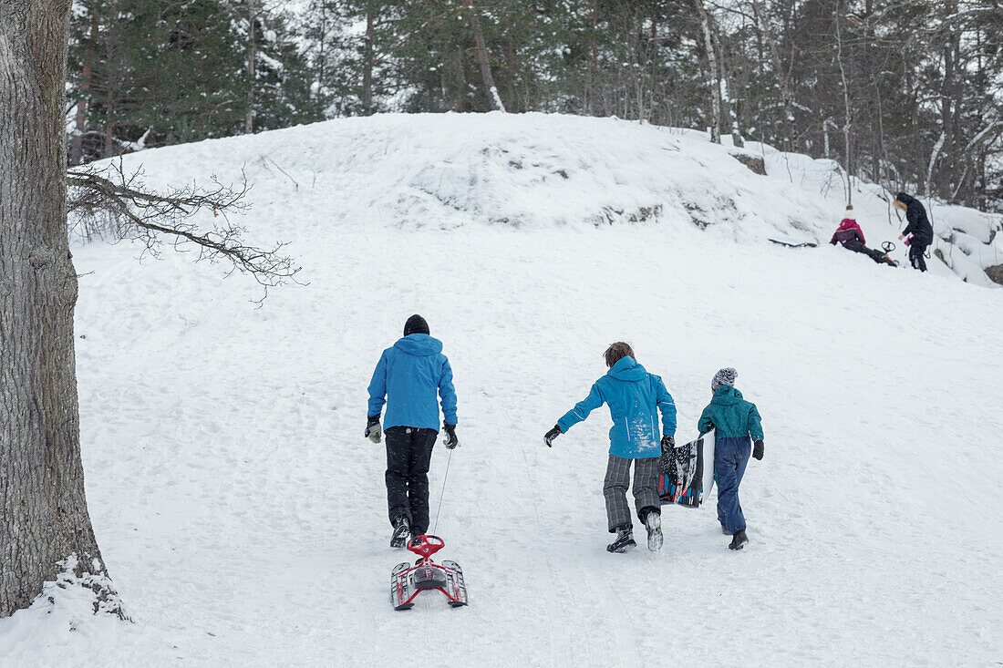 Familie im Winter