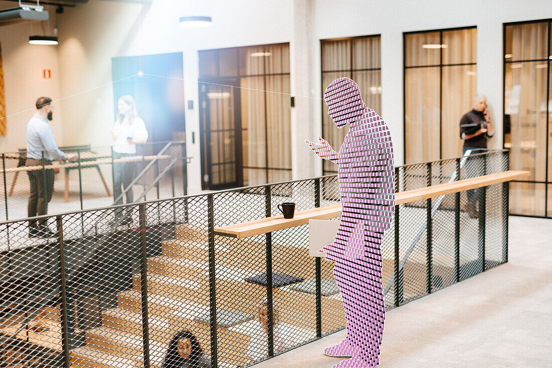 Geschäftsleute in der Büro-Lobby