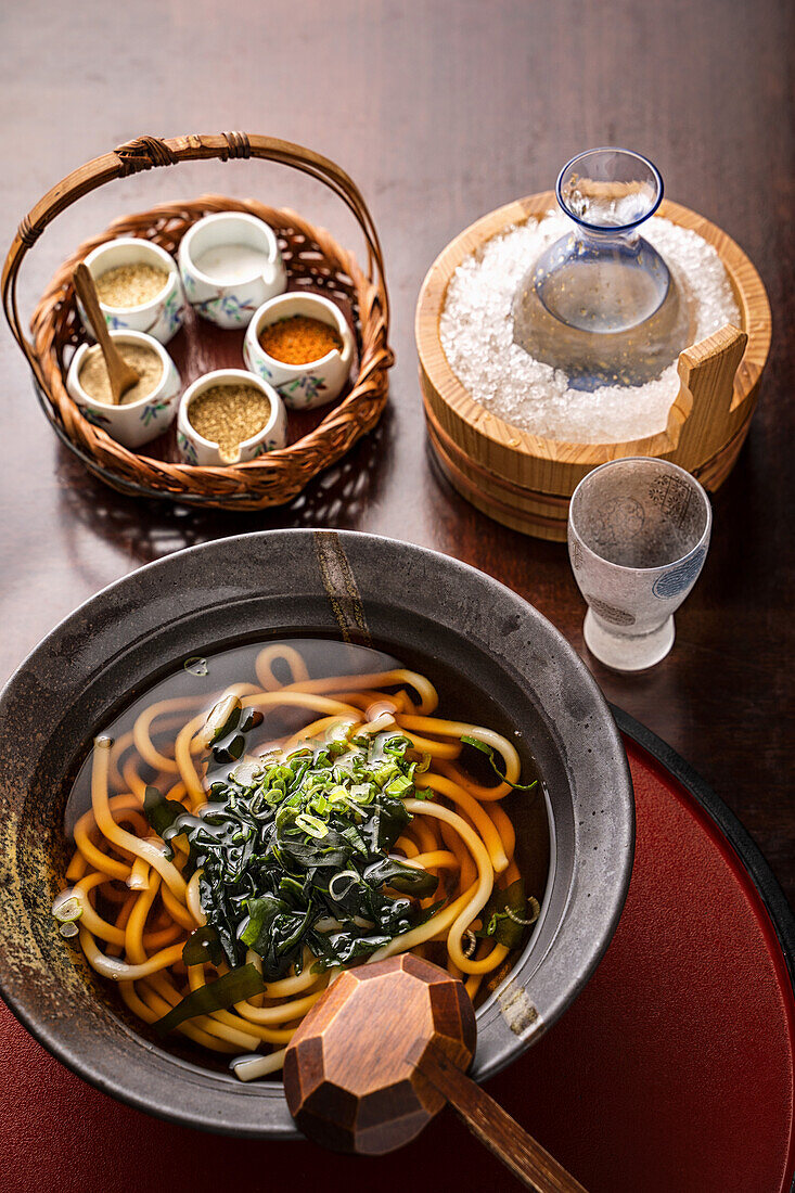 Suppe mit Udon-Nudeln (Japan)