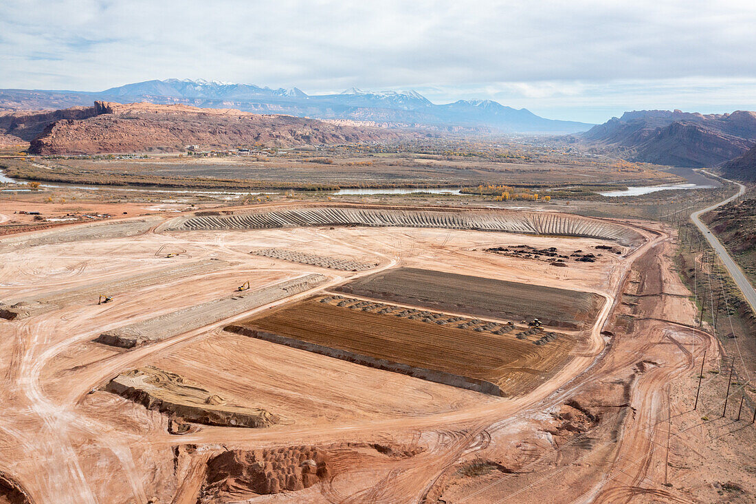 Uranium mill cleanup, Utah, USA, aerial photograph