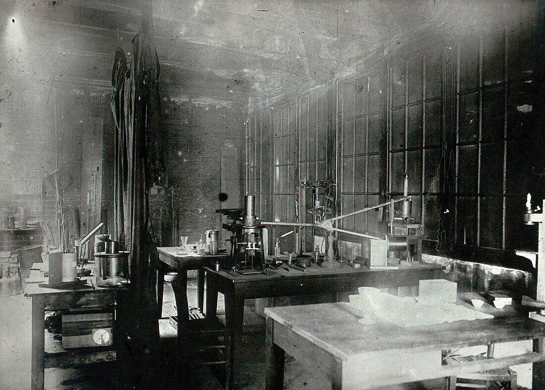 Laboratory of Pierre and Marie Curie