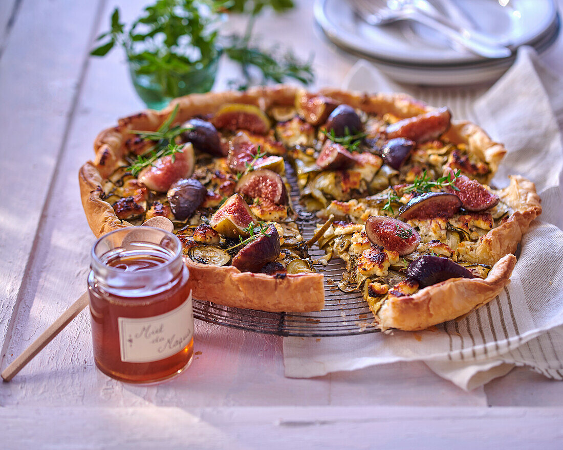 Tarte with brocciu cheese and figs