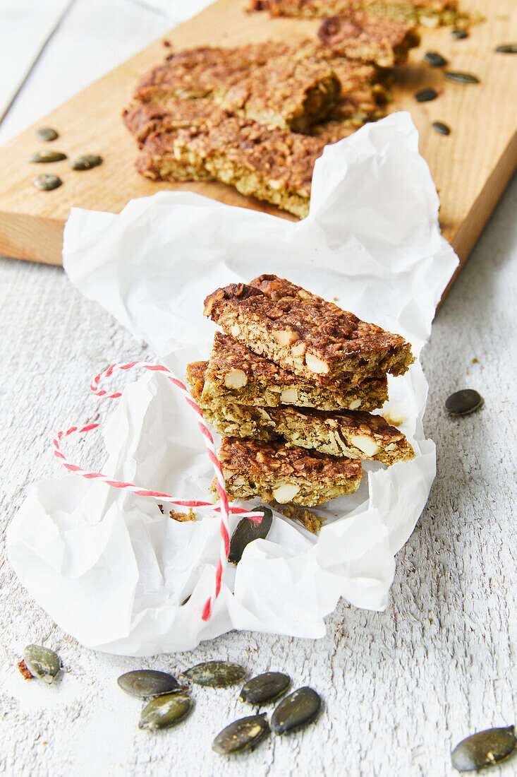 Pumpkin seed protein bars