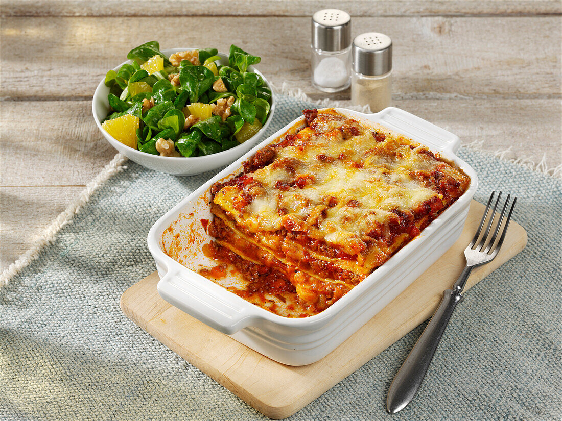 Egg noodle lasagne with bolognese