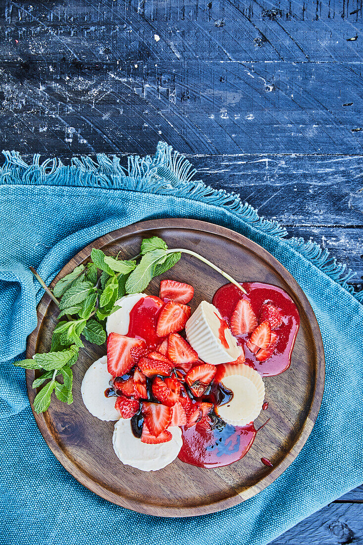 Vanilla parfait with strawberry sauce