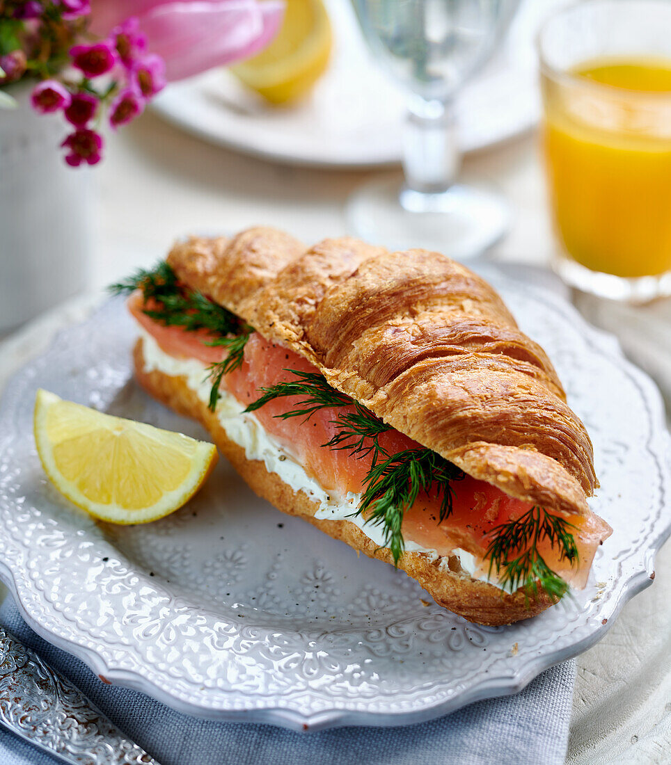 Croissant with smoked salmon, cream cheese and dill