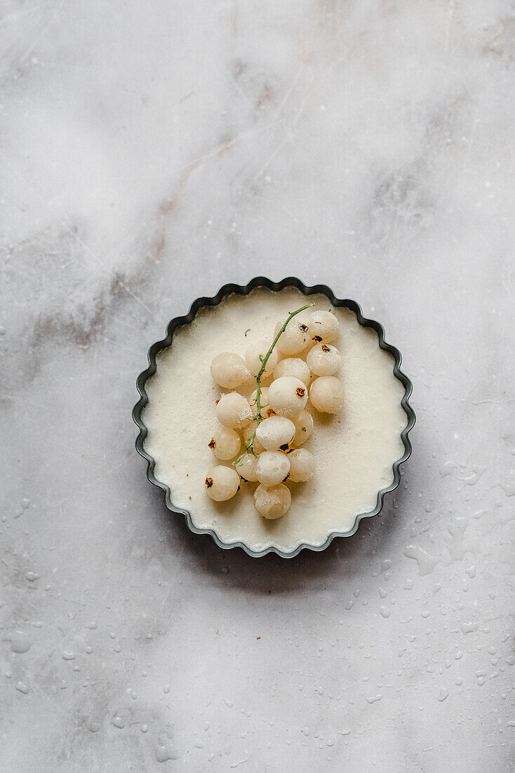 Panna cotta with white currants