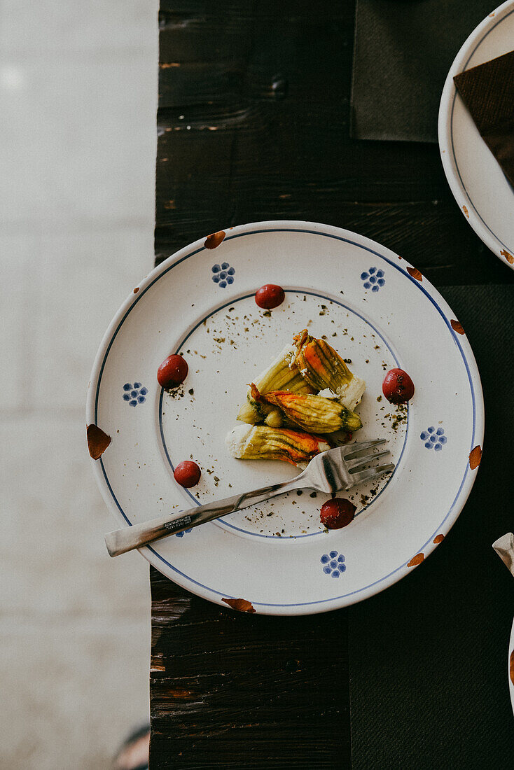 Zucchini blossoms with ricotta filling