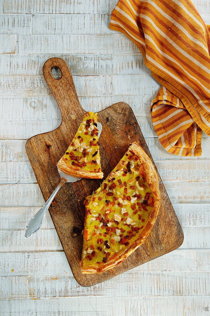 Potato and carrot quiche with bacon