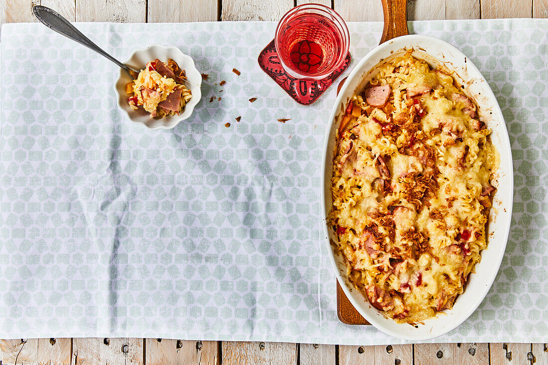 Pasta and sausage casserole