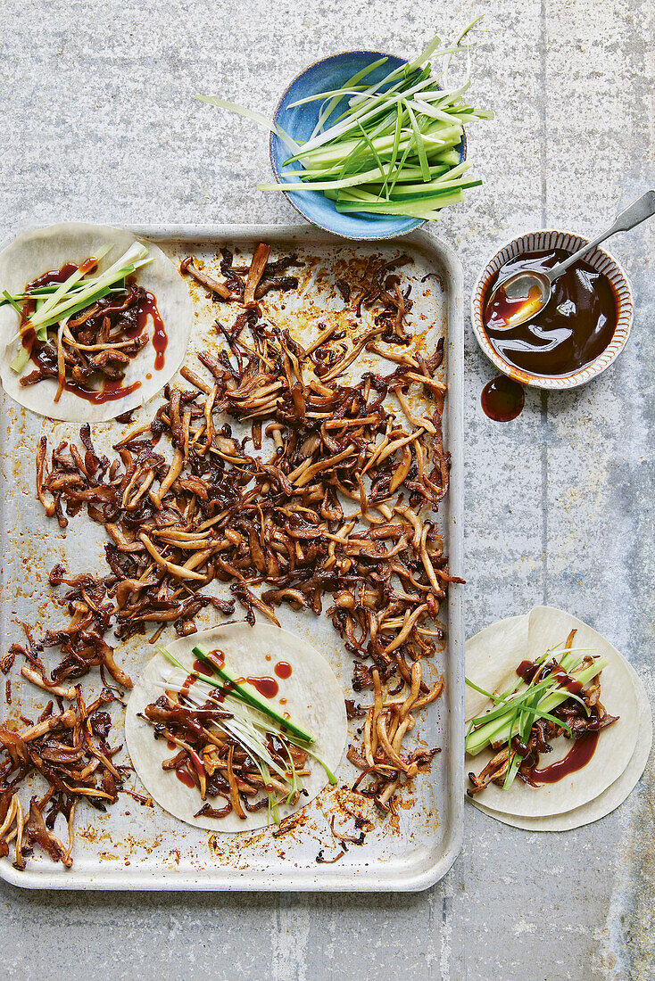 Crispy 'pulled' mushrooms with hoisin sauce