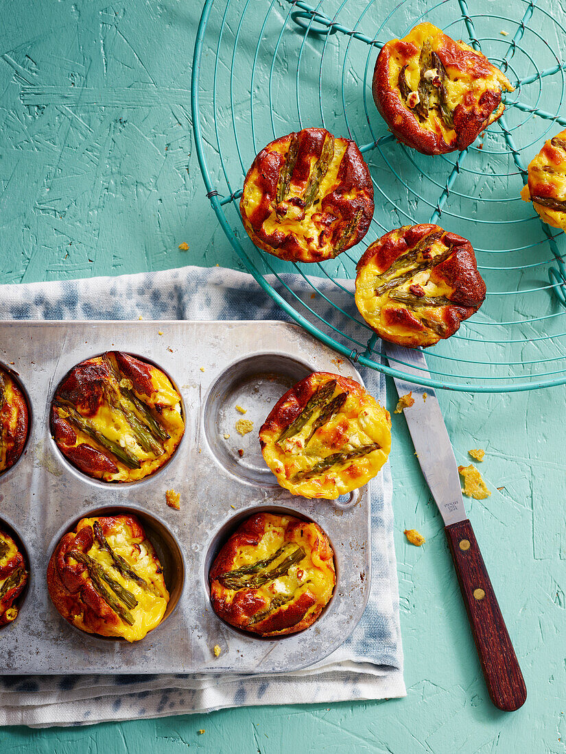 Asparagus and feta mini quiche without a pastry crust