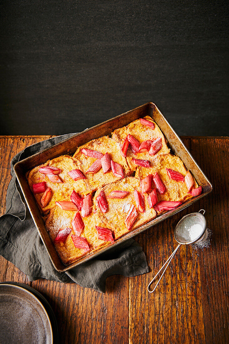 Cardamom, rhubarb and ginger French toast traybake