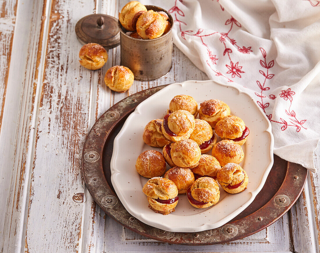 Cream puff with jam filling