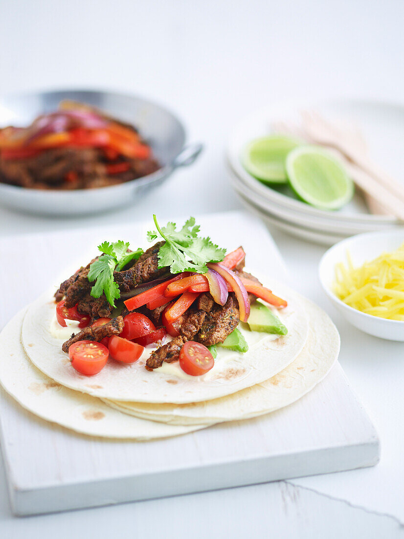 Würzige Steak-Fajitas