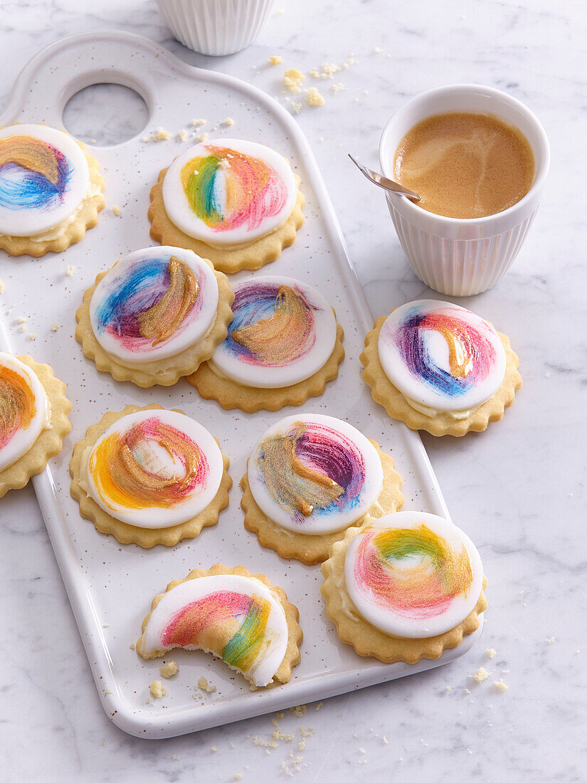 Bunte Mandelkekse