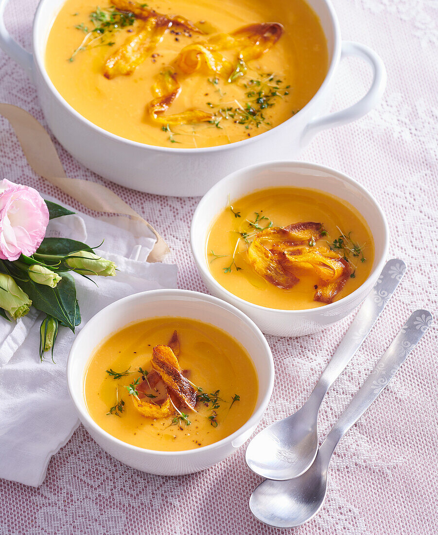 Roasted carrot cream soup