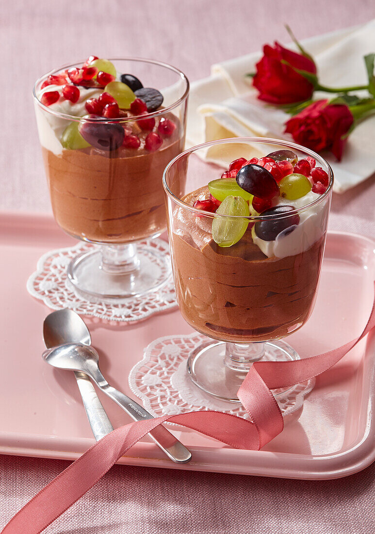Dark chocolate mousse with fruit