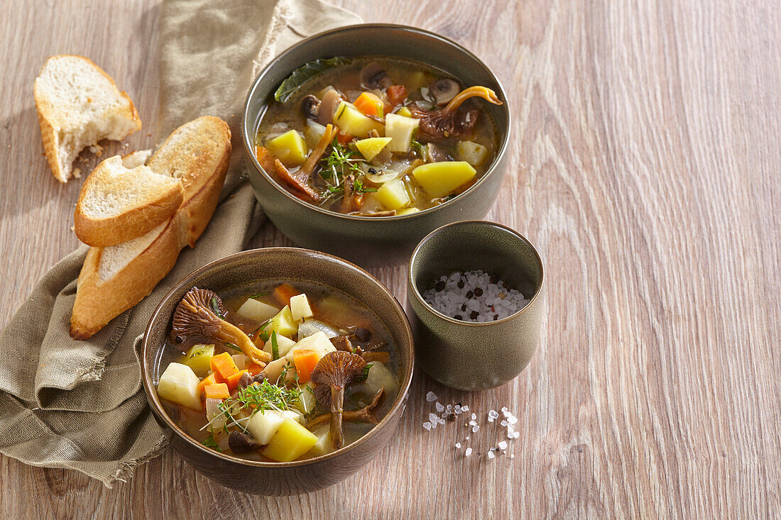 Potato soup with chanterelles