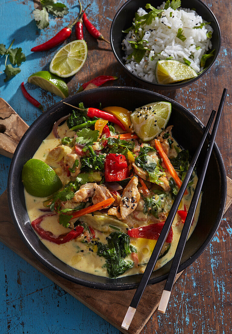 Chicken curry with vegetables and rice