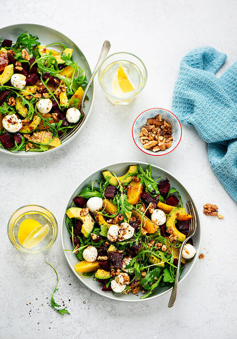 Rote-Bete-Salat mit Orange und Avocado