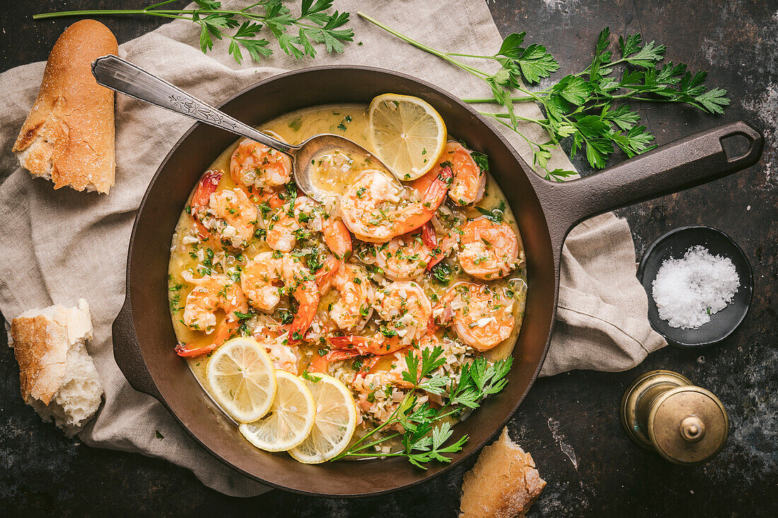 Shrimp in lemon sauce