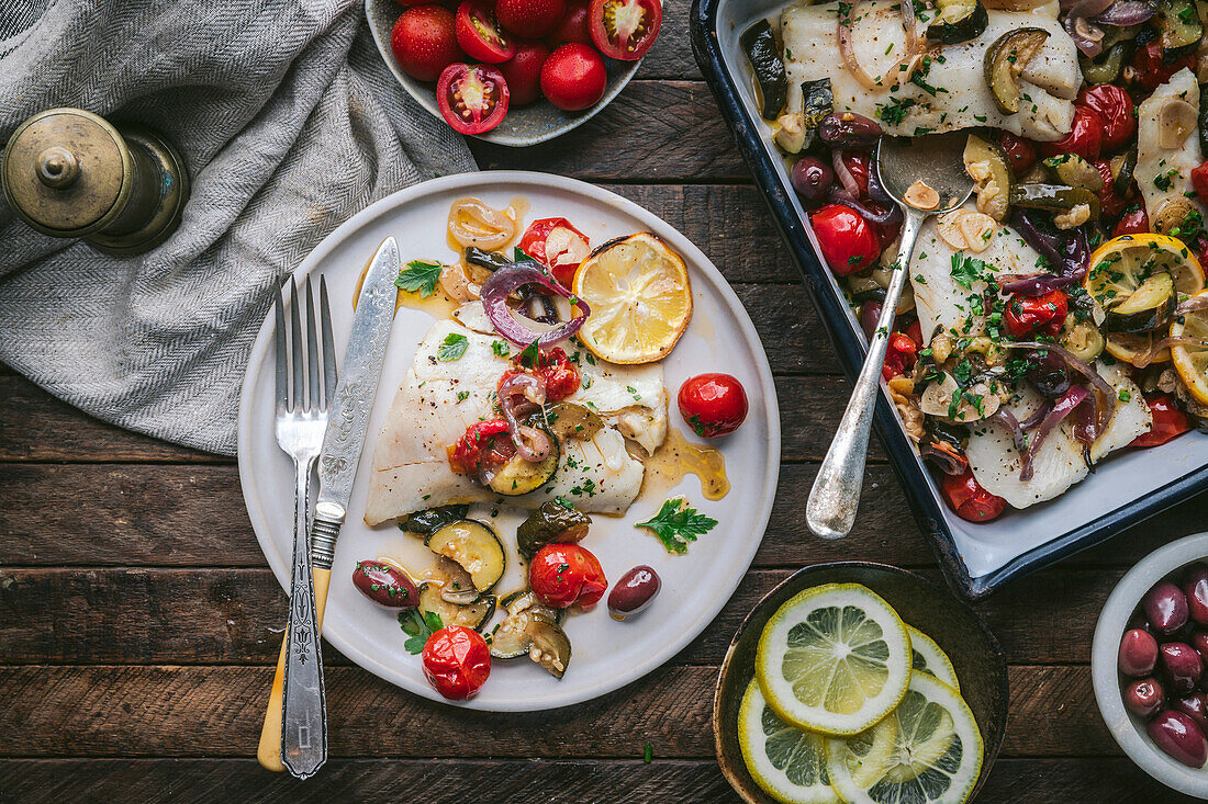 Gebratener Fisch mit Gemüse