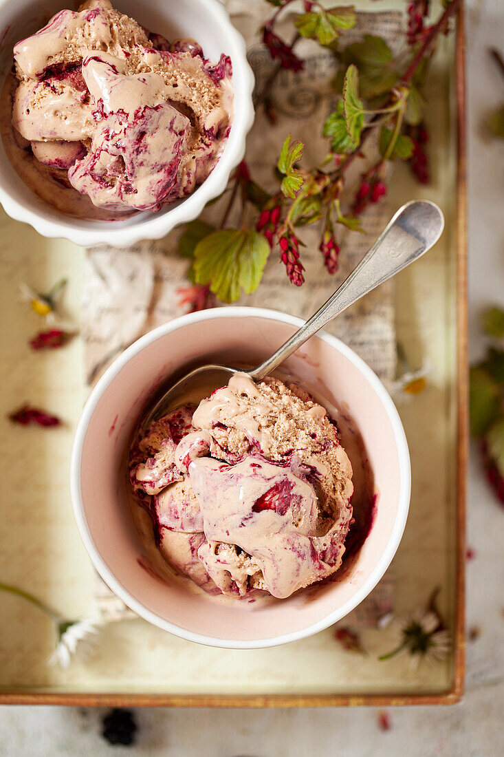 Chocolate blackberry ice cream