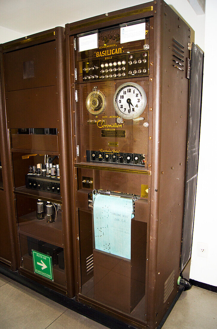 Electronic carillon in Mexico City