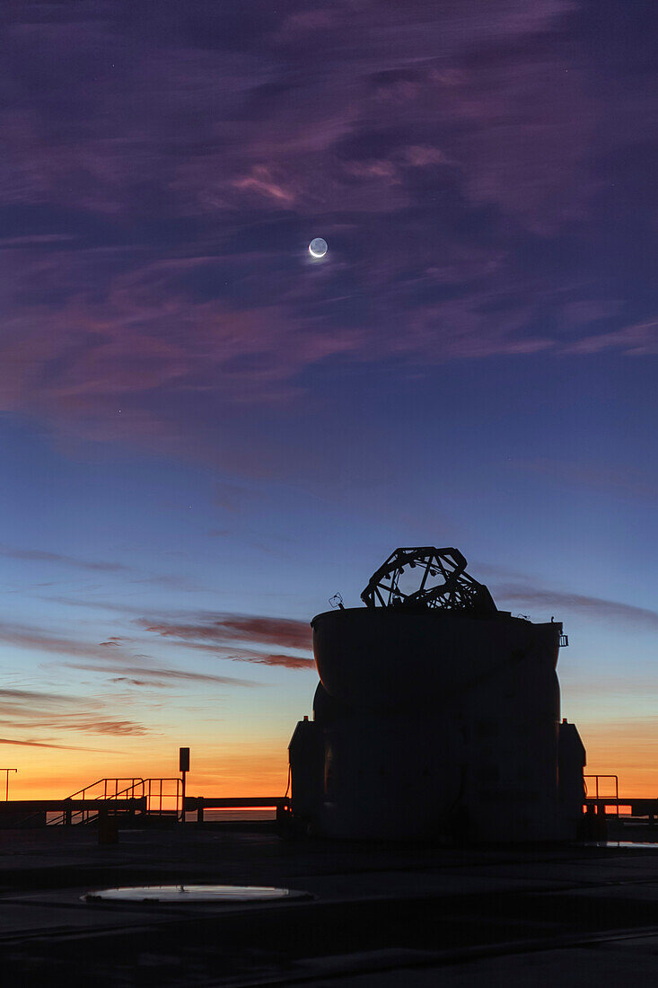 Paranal Observatory at sunset