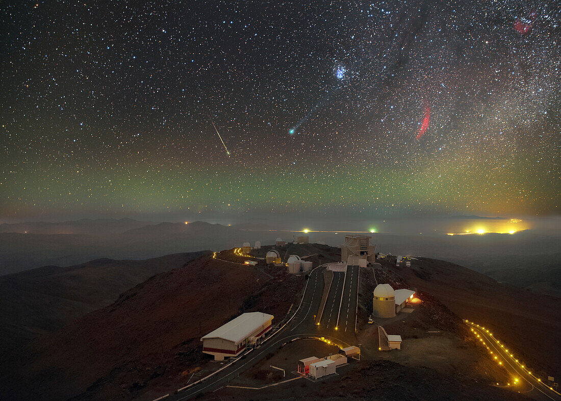 Comet Lovejoy, La Silla Observatory, Chile