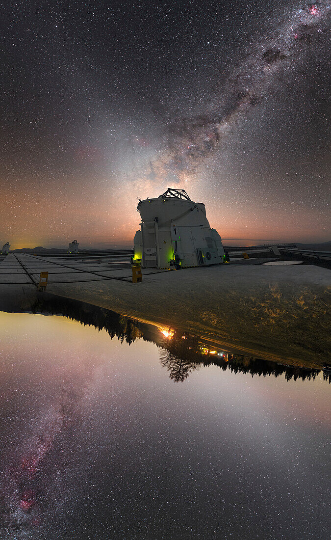 Milky Way seen from both hemispheres, composite photograph