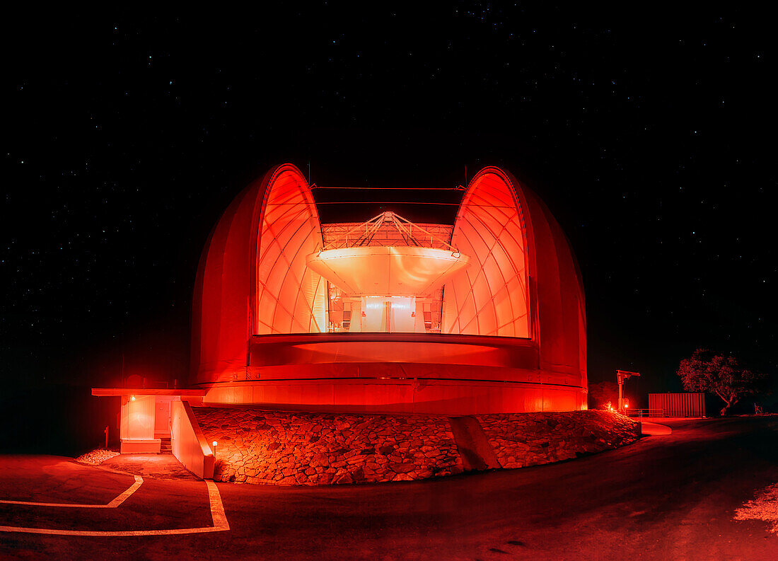 Arizona Radio Observatory at night