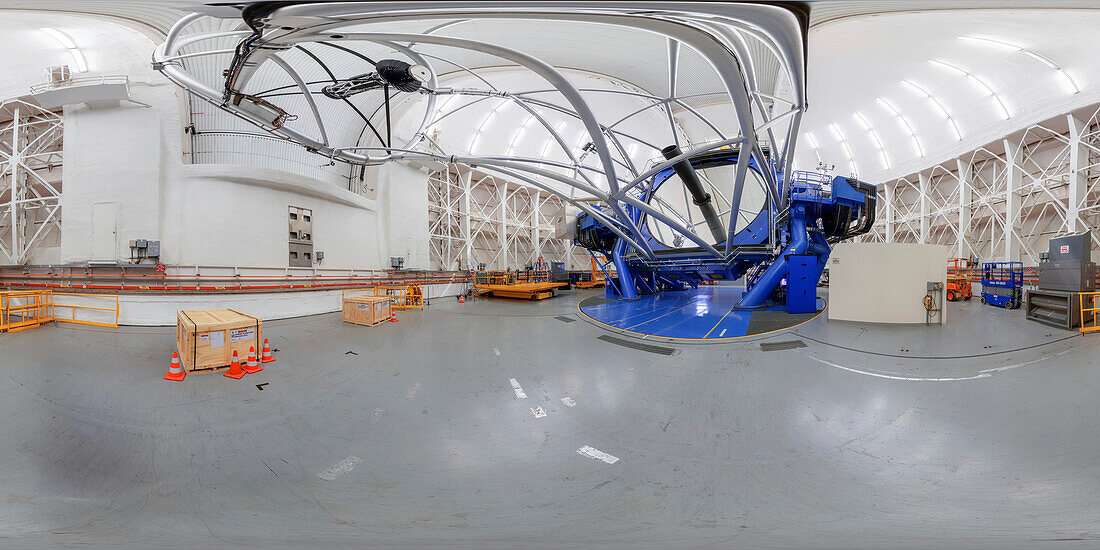Gemini South Telescope, interior panoramic view
