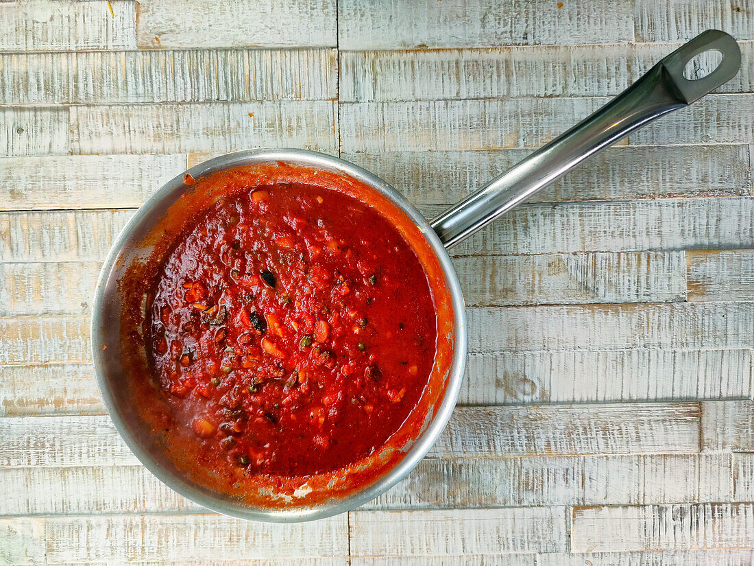 Sauce für Spagetti alla Putanesca
