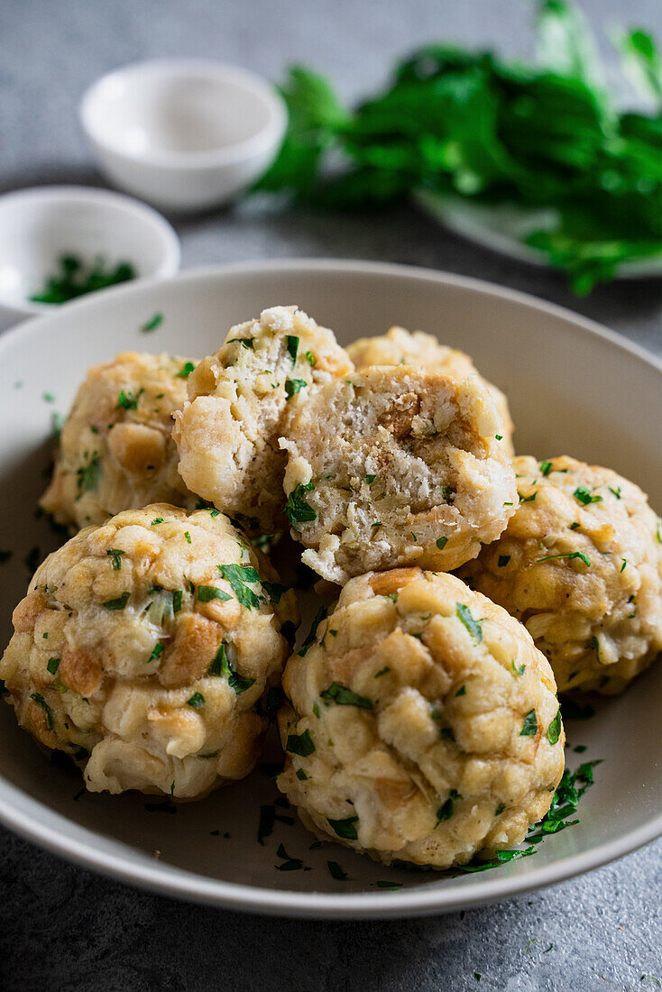 Vegan bread dumplings