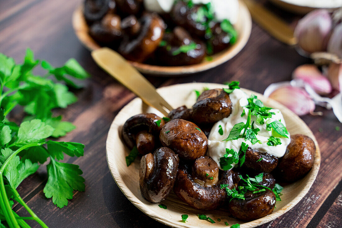 Gebratene Champignons mit Dip