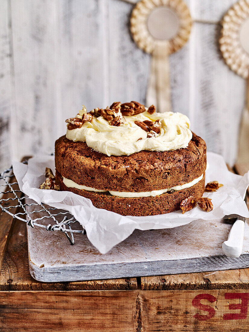 Carrot cake with carmelised pecans