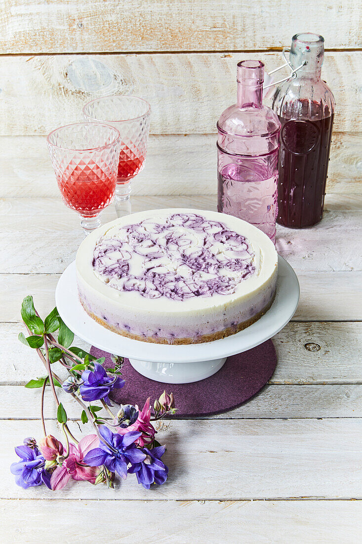 Blueberry cream cheese cake