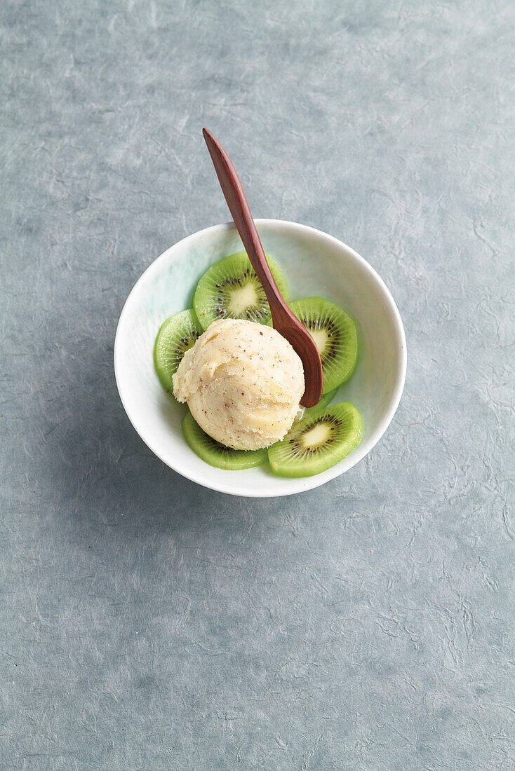 Kiwi sorbet