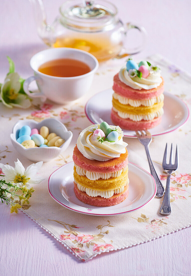 Layered mini cake with mascarpone cream