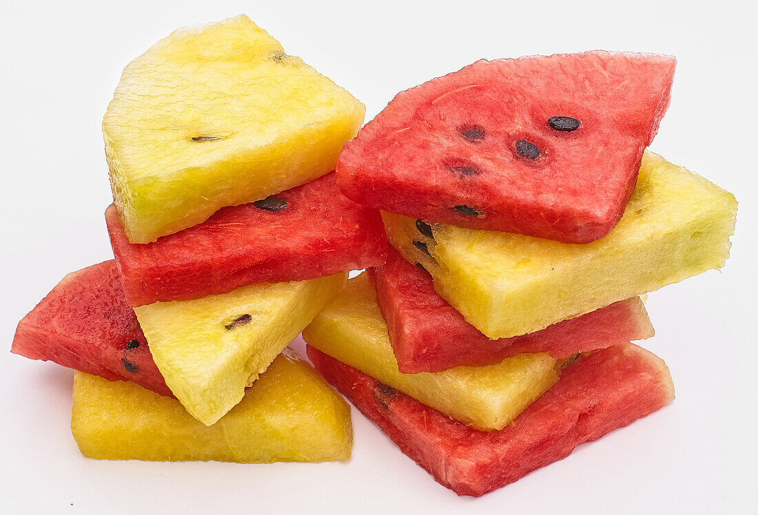 Red and yellow melon pieces
