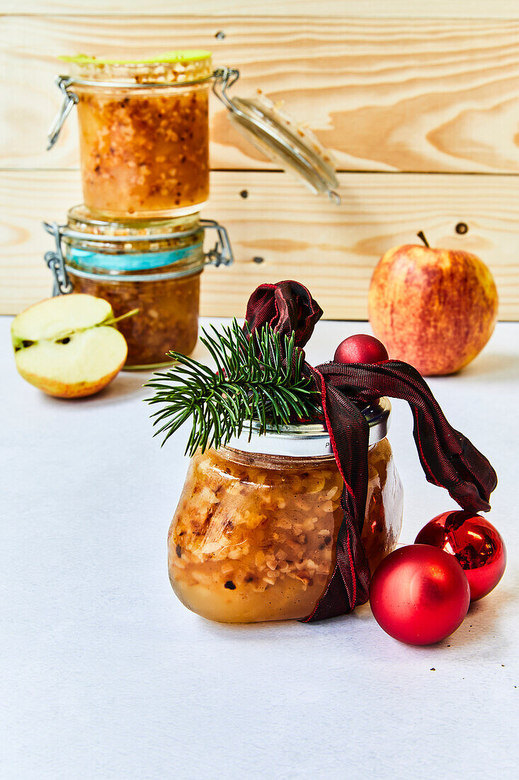 Baked apple jelly